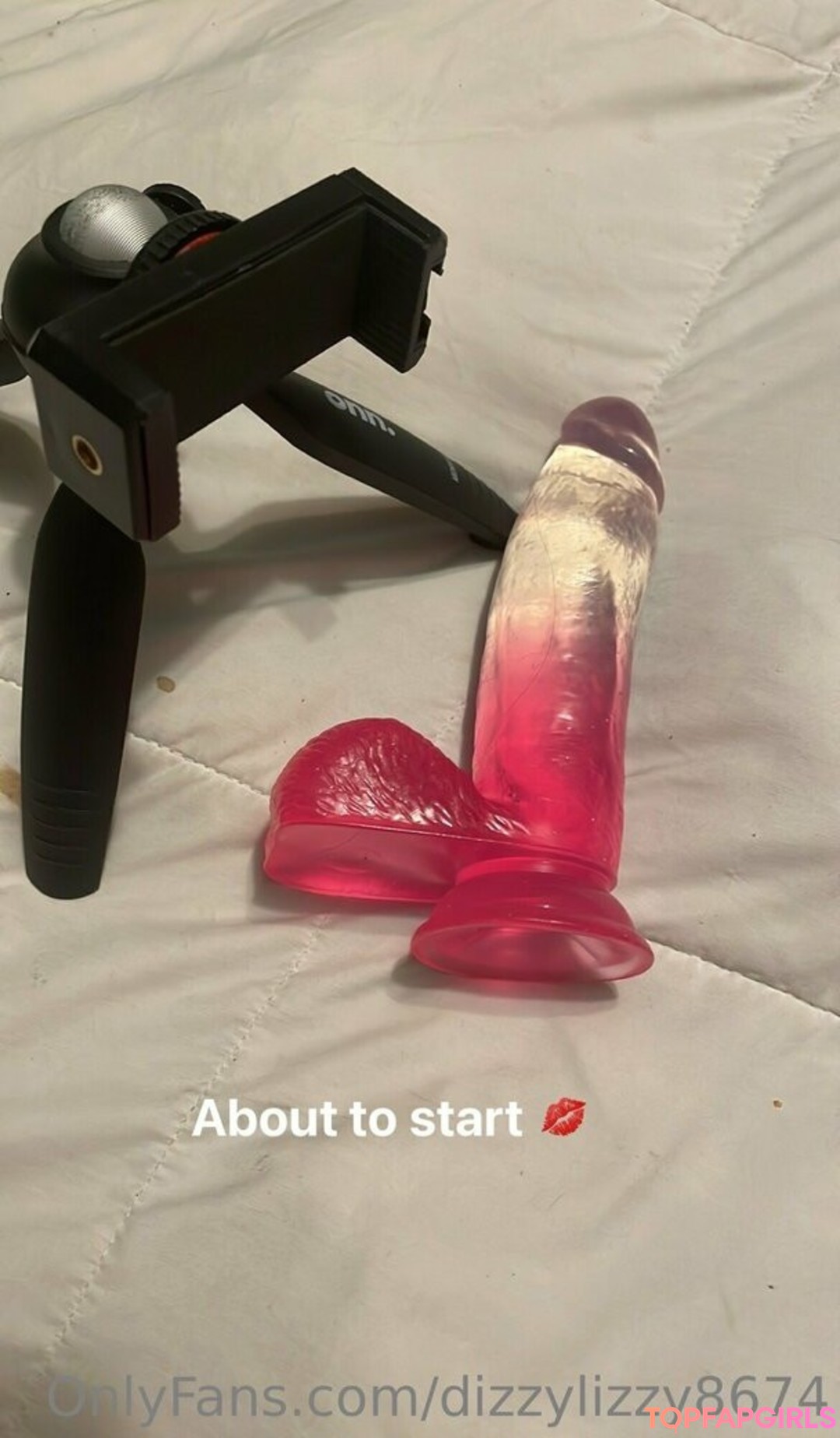 Photo nue de fuite OnlyFans de Dizzylizzy8674 #36 Photo nue de fuite OnlyFans de Dizzylizzy8674 #36