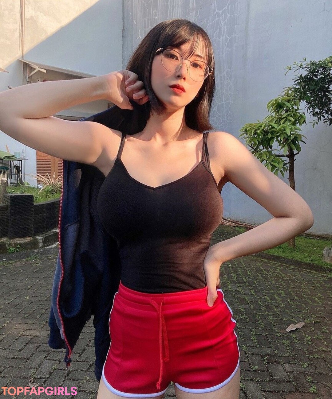 Photo nue de fuite OnlyFans de Larissa Rochefort #166 Photo nue de fuite OnlyFans de Larissa Rochefort #166
