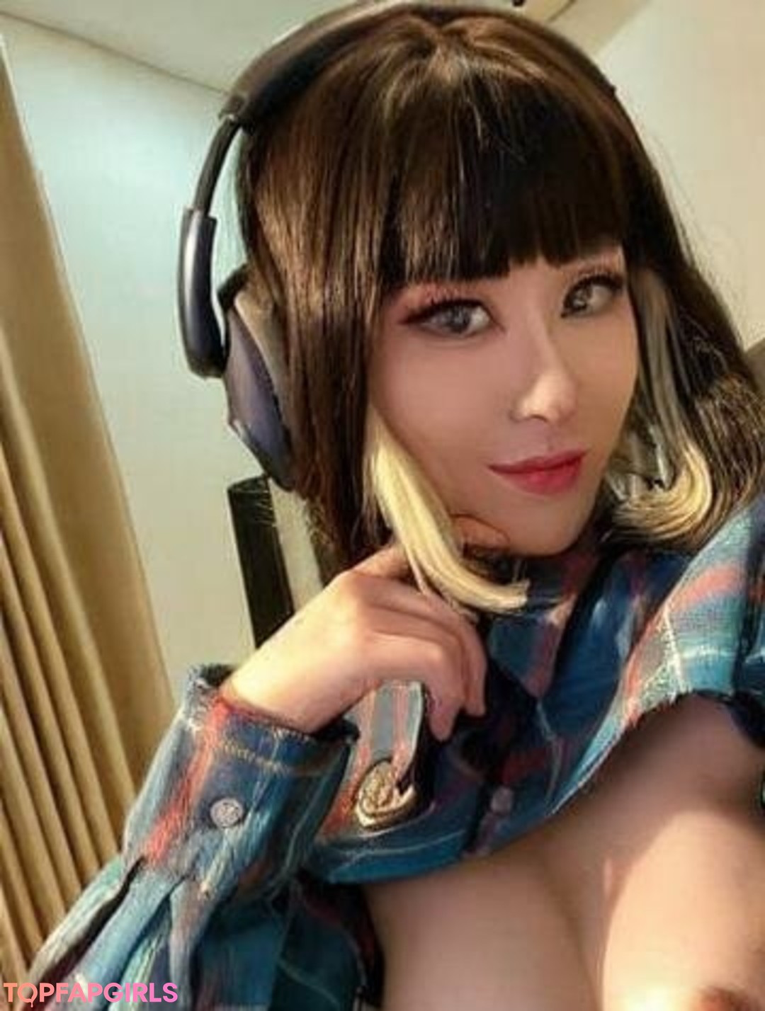 Photo nue de fuite OnlyFans de Larissa Rochefort #430 Photo nue de fuite OnlyFans de Larissa Rochefort #430