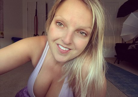 HealthyHappyFitandProud