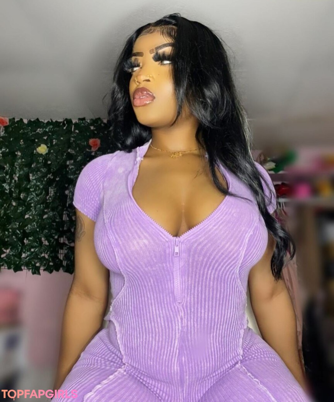 Photo nue de fuite OnlyFans de Zarijinsei #2 Photo nue de fuite OnlyFans de Zarijinsei #2