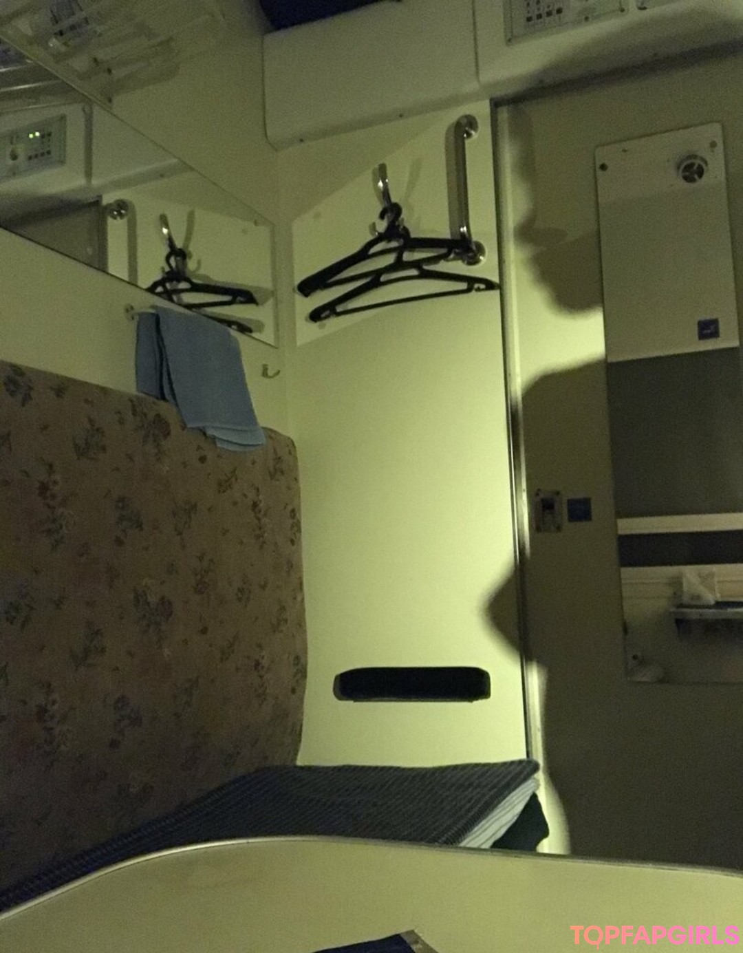 Photo nue de fuite OnlyFans de Idontwannaklesch #19 Photo nue de fuite OnlyFans de Idontwannaklesch #19