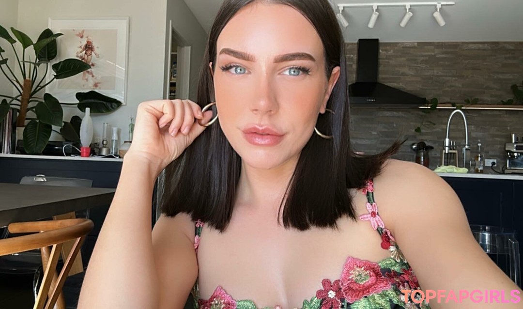 Photo nue de fuite OnlyFans de Paladinamber #132 Photo nue de fuite OnlyFans de Paladinamber #132