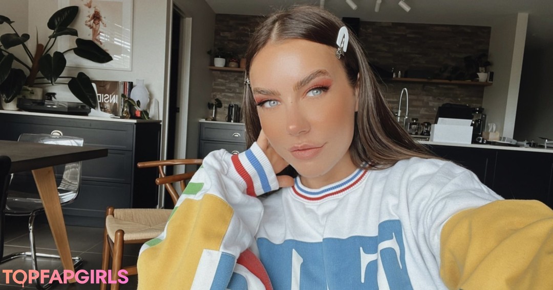 Photo nue de fuite OnlyFans de Paladinamber #76 Photo nue de fuite OnlyFans de Paladinamber #76