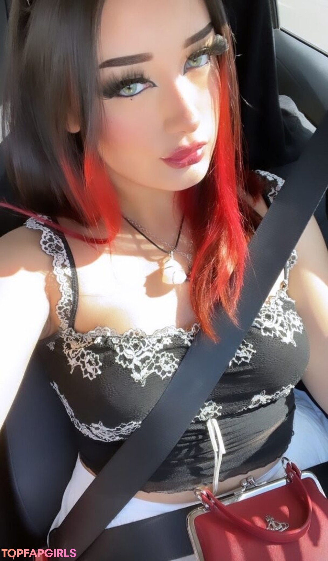 Photo nue de fuite OnlyFans de Chxrrychick #5 Photo nue de fuite OnlyFans de Chxrrychick #5