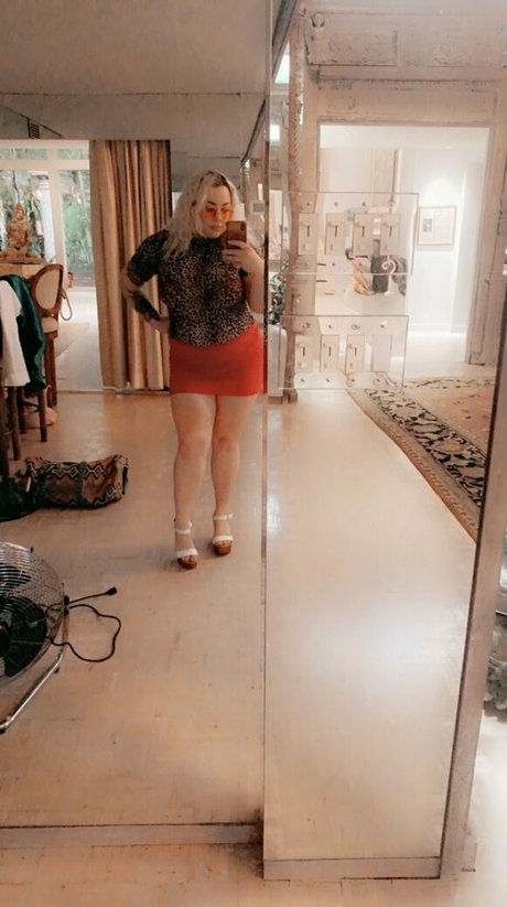 Hailey_rae20