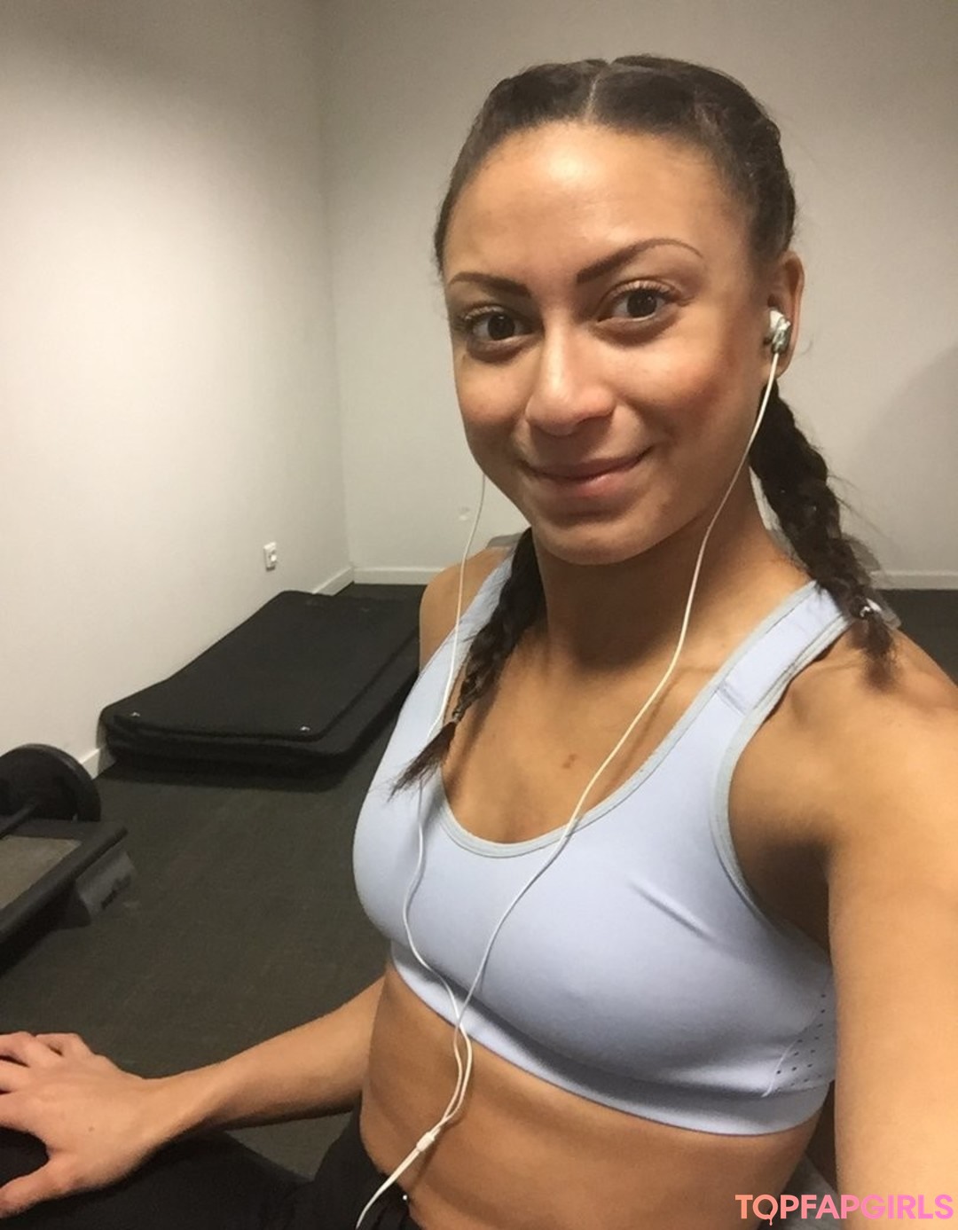 Photo nue de fuite OnlyFans de Cassie Del Isla #33 Photo nue de fuite OnlyFans de Cassie Del Isla #33