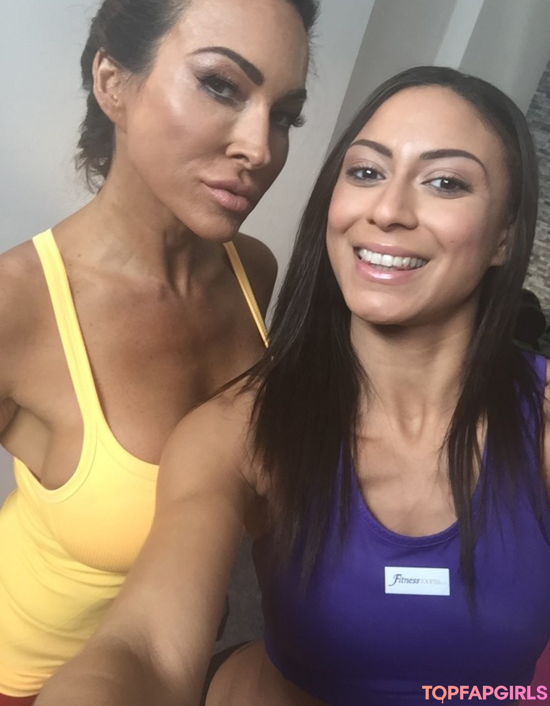 Photo nue de fuite OnlyFans de Cassie Del Isla #7 Photo nue de fuite OnlyFans de Cassie Del Isla #7