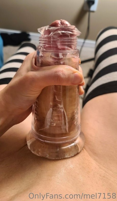Photo nue de fuite OnlyFans de Mel7158