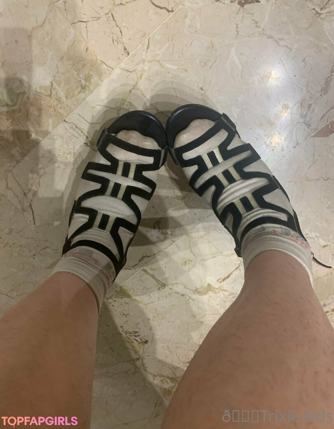 Photo nue de fuite OnlyFans de Trixiebeedirtysocks #3 Photo nue de fuite OnlyFans de Trixiebeedirtysocks #3