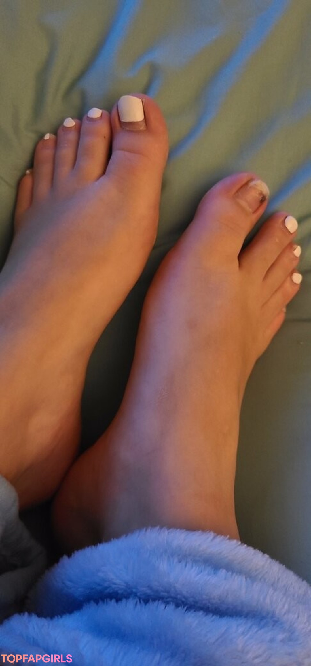 Photo nue de fuite OnlyFans de Smelliefeetsweetie #30 Photo nue de fuite OnlyFans de Smelliefeetsweetie #30