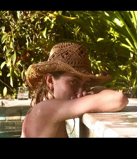 Melissa Roxburgh