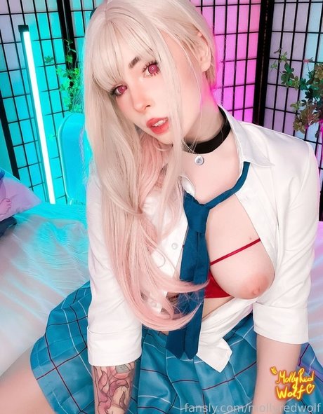 MollyRedWolf