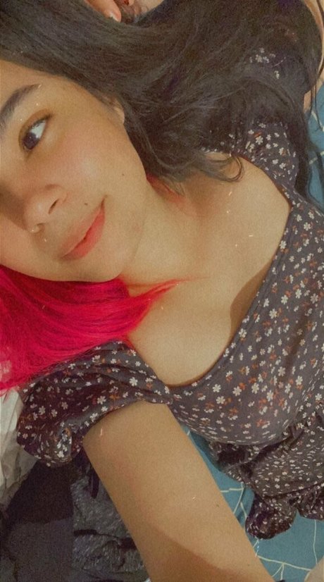 Photo nue de fuite OnlyFans de Taylorhenriesfree