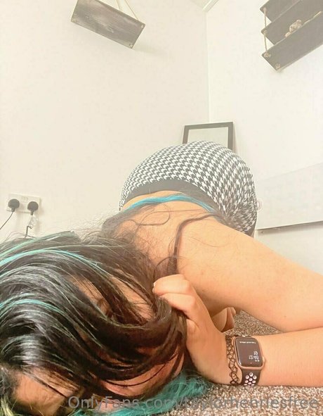 Photo nue de fuite OnlyFans de Taylorhenriesfree