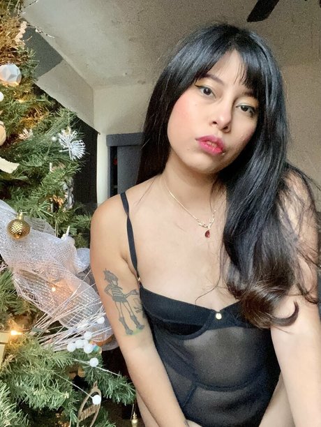 Photo nue de fuite OnlyFans de Helloaliza