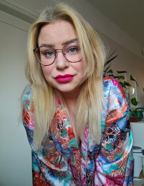 Photo nue de fuite OnlyFans de Glitterbabeprincess