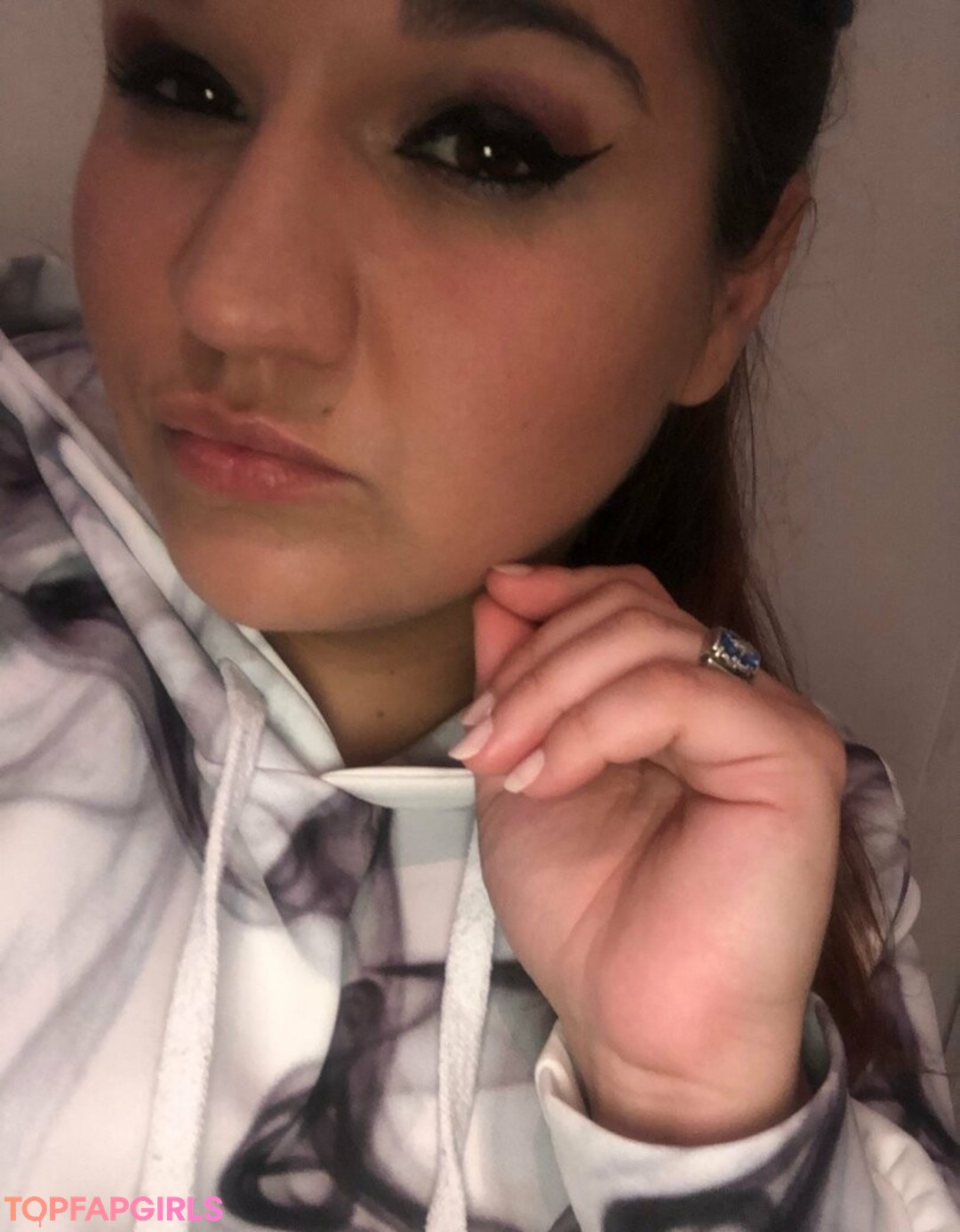 Photo nue de fuite OnlyFans de Begformolly #55 Photo nue de fuite OnlyFans de Begformolly #55