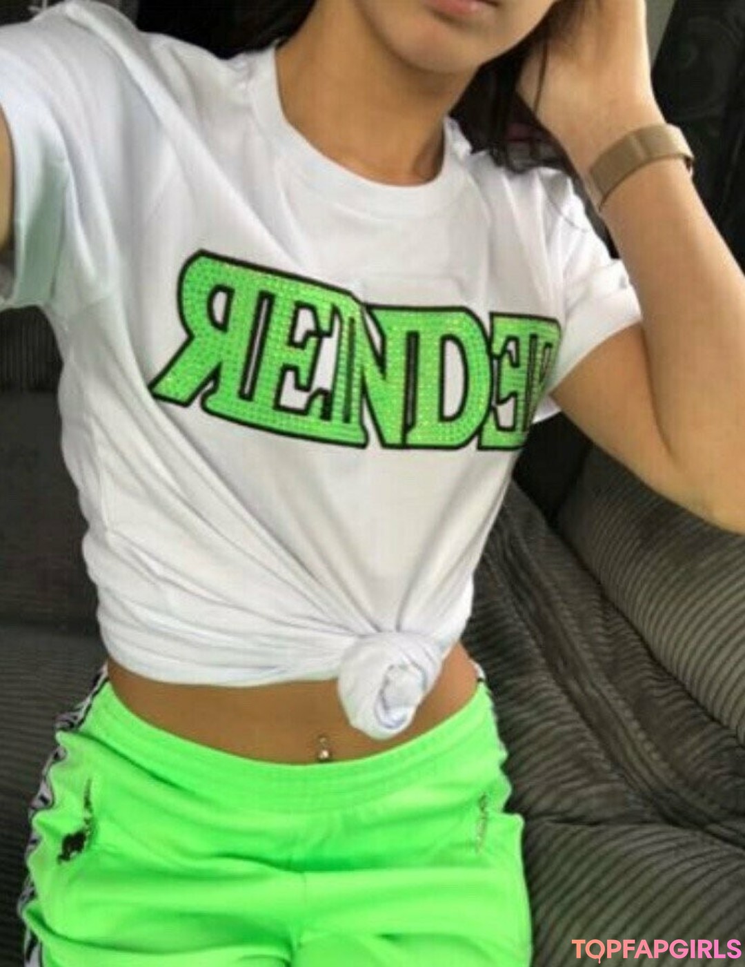 Photo nue de fuite OnlyFans de Sarissakoldenhof #16 Photo nue de fuite OnlyFans de Sarissakoldenhof #16