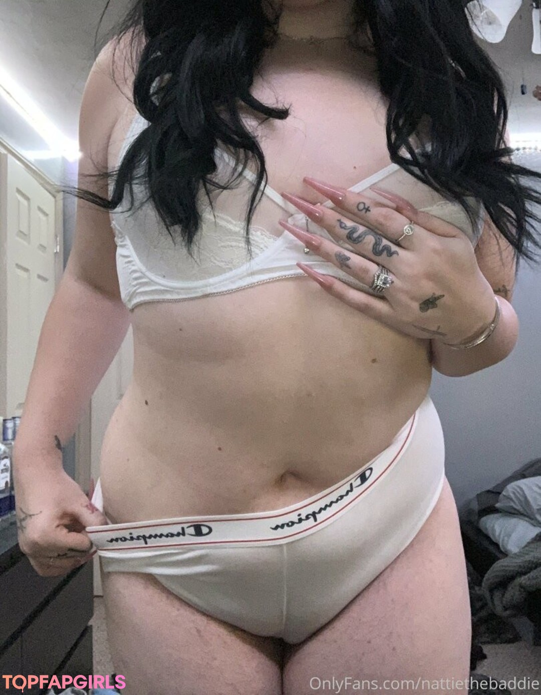 Photo nue de fuite OnlyFans de Nattiethebaddie #65 Photo nue de fuite OnlyFans de Nattiethebaddie #65