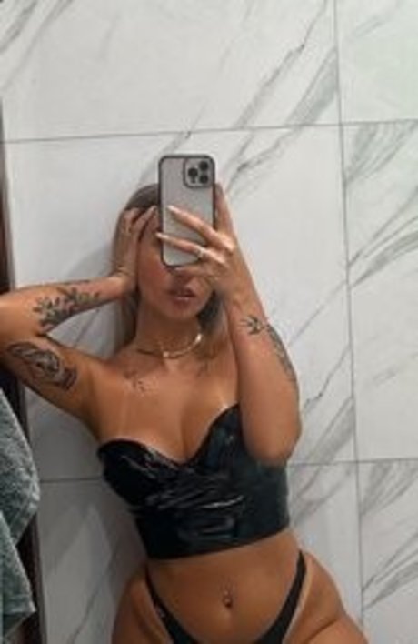 Vitoria Mondoni
