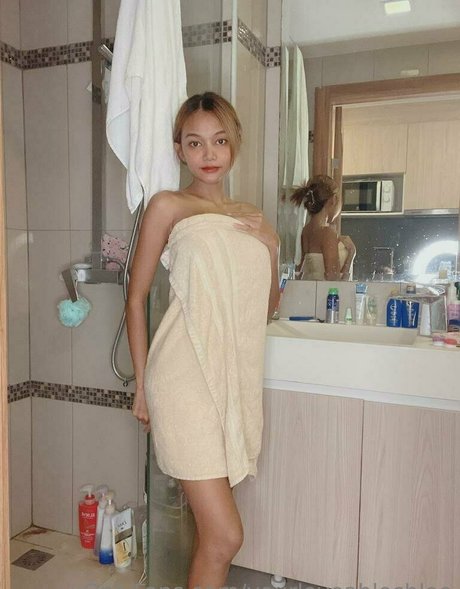 Photo nue de fuite OnlyFans de Yourloveablechloe