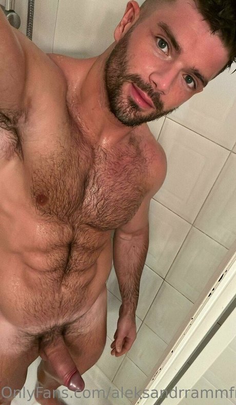 Photo nue de fuite OnlyFans de Aleksandrrammfree