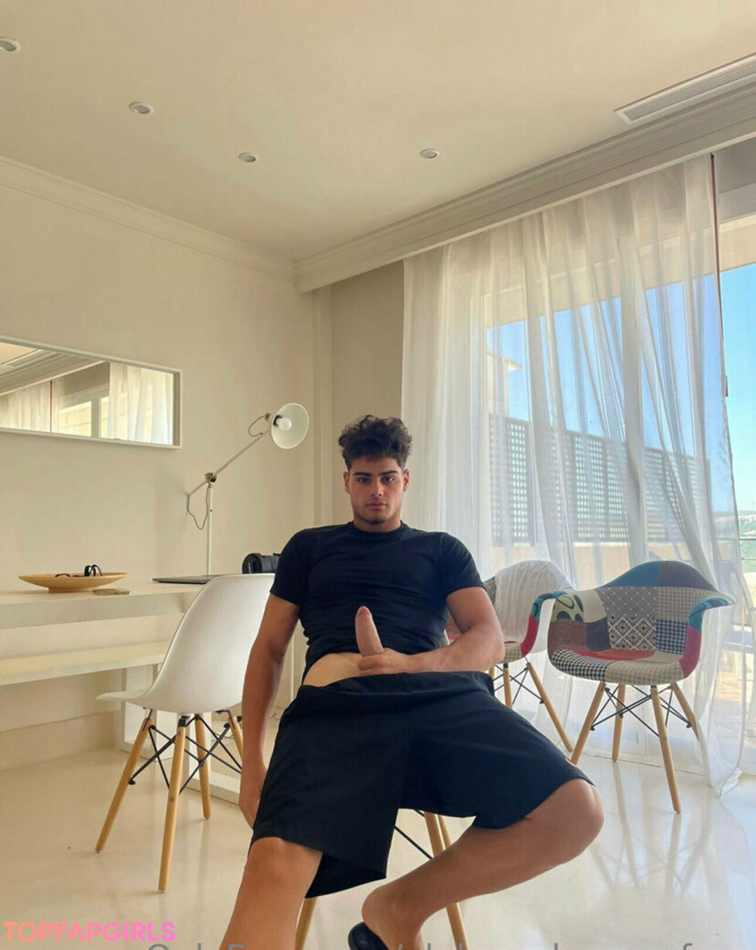 Photo nue de fuite OnlyFans de Aleksandrrammfree #147 Photo nue de fuite OnlyFans de Aleksandrrammfree #147
