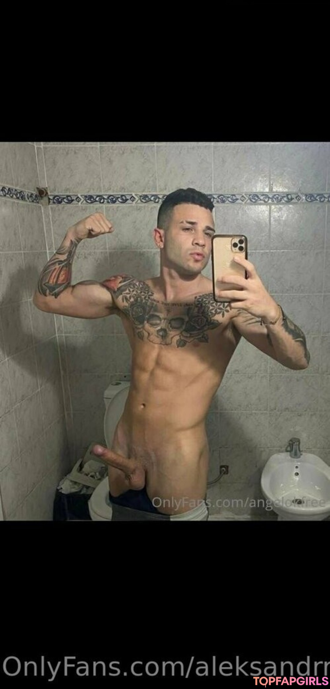Photo nue de fuite OnlyFans de Aleksandrrammfree #304 Photo nue de fuite OnlyFans de Aleksandrrammfree #304