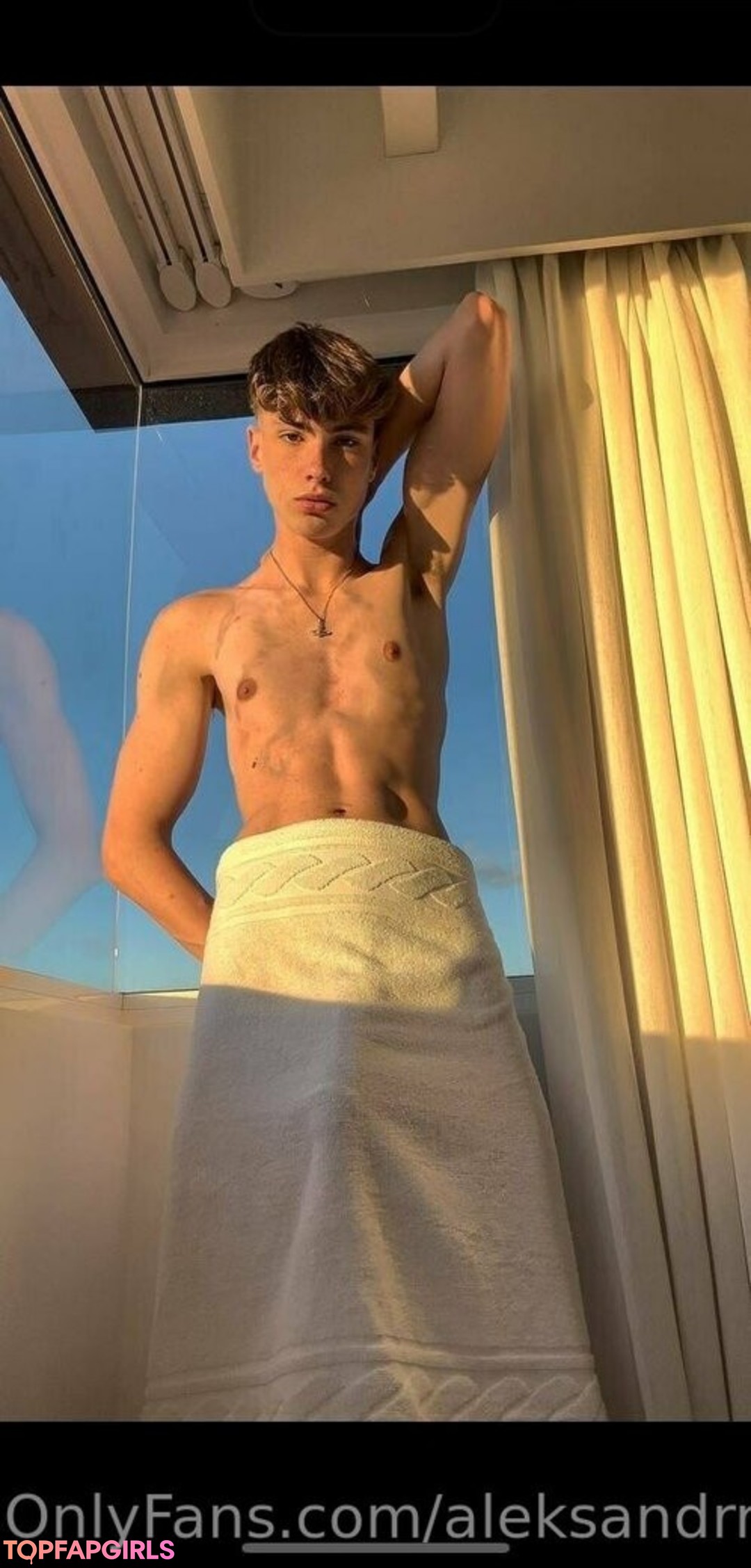 Photo nue de fuite OnlyFans de Aleksandrrammfree #417 Photo nue de fuite OnlyFans de Aleksandrrammfree #417