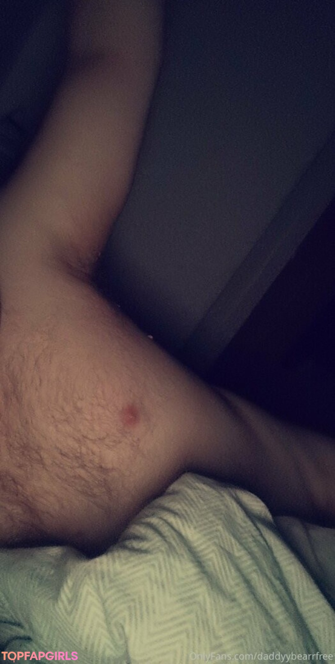 Photo nue de fuite OnlyFans de Daddyybearrfree #11 Photo nue de fuite OnlyFans de Daddyybearrfree #11