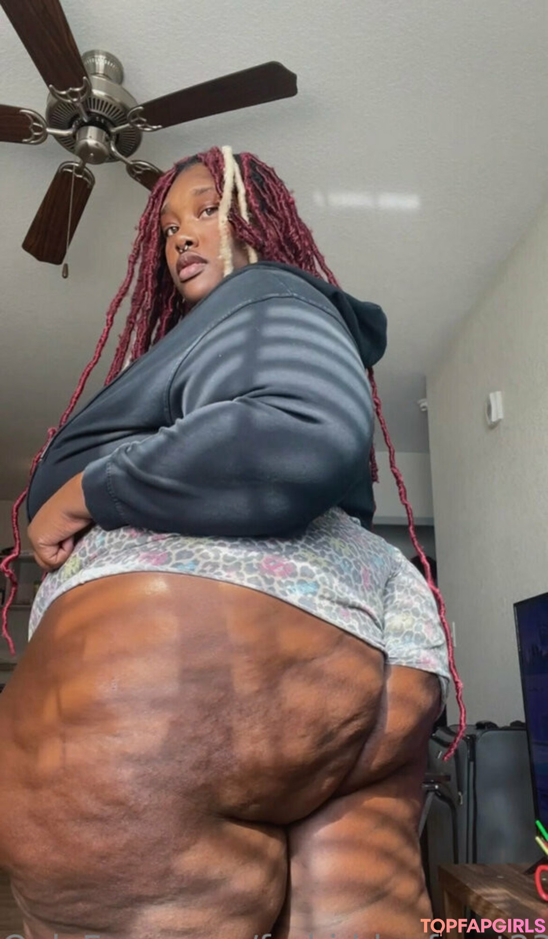 Photo nue de fuite OnlyFans de Forbiddenfruyt23 #9 Photo nue de fuite OnlyFans de Forbiddenfruyt23 #9