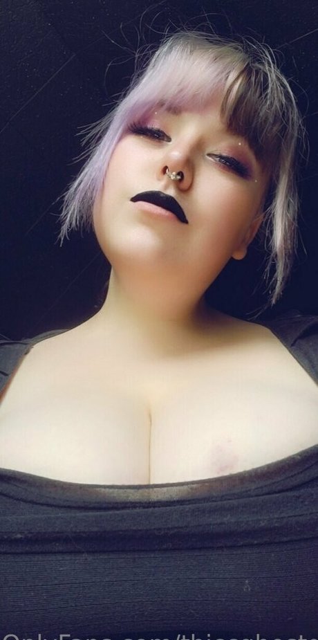Photo nue de fuite OnlyFans de Thiccghostgirl
