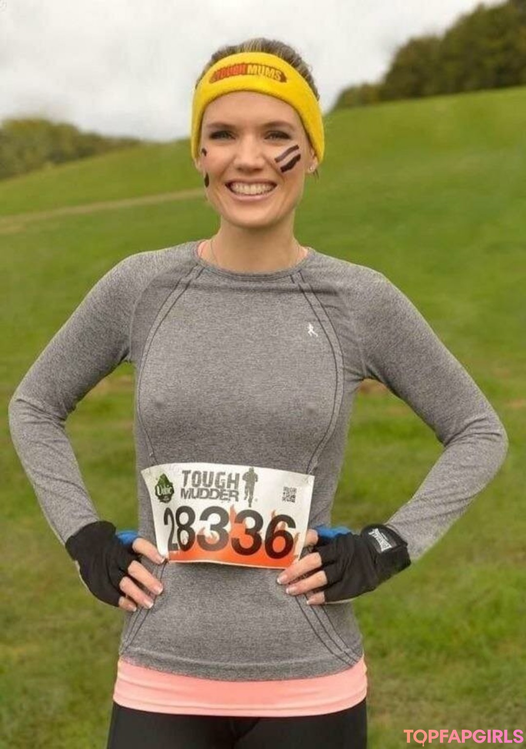 Photo nue de fuite OnlyFans de Charlotte Hawkins #21 Photo nue de fuite OnlyFans de Charlotte Hawkins #21