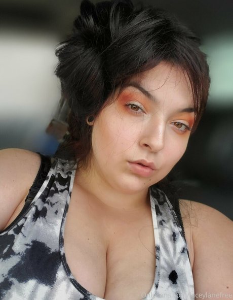 Laceylanefree