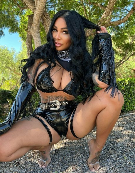 Brittanya2horny