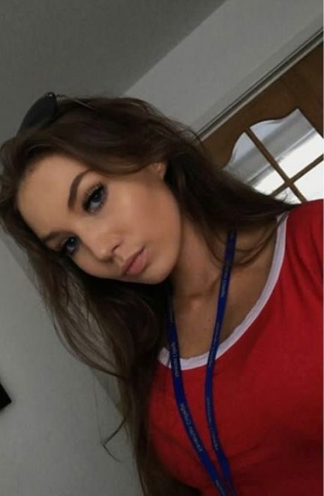 Elise Clayton