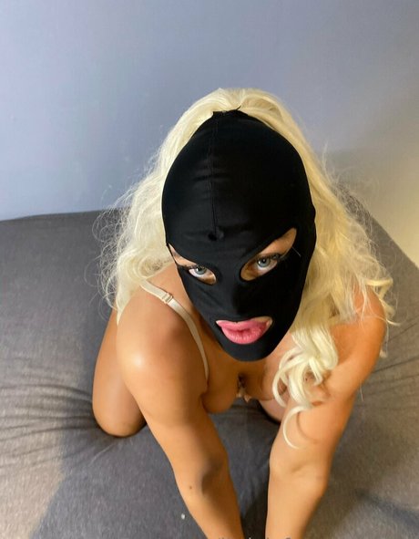 Photo nue de fuite OnlyFans de Littlelofotengirlfree