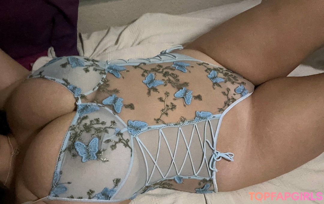 Photo nue de fuite OnlyFans de Sofianaturales #8 Photo nue de fuite OnlyFans de Sofianaturales #8