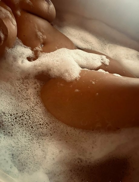 Photo nue de fuite OnlyFans de Themaskedmrsx