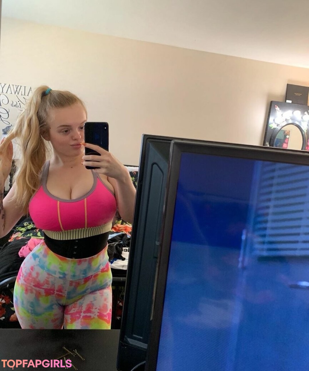 Photo nue de fuite OnlyFans de Playwithtayyy #278 Photo nue de fuite OnlyFans de Playwithtayyy #278
