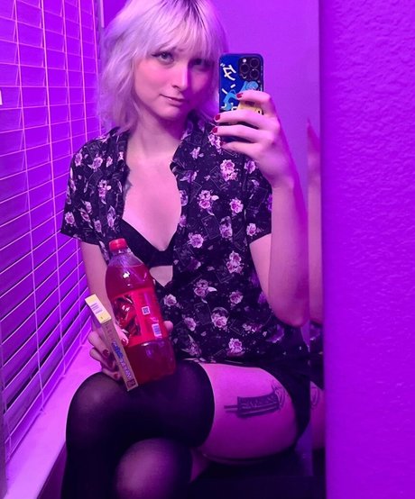 Rosewaltzex