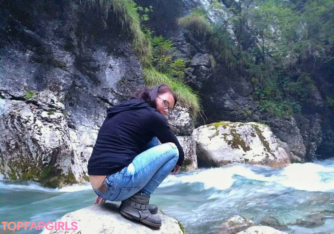 Photo nue de fuite OnlyFans de Mydarkside6666 #2 Photo nue de fuite OnlyFans de Mydarkside6666 #2