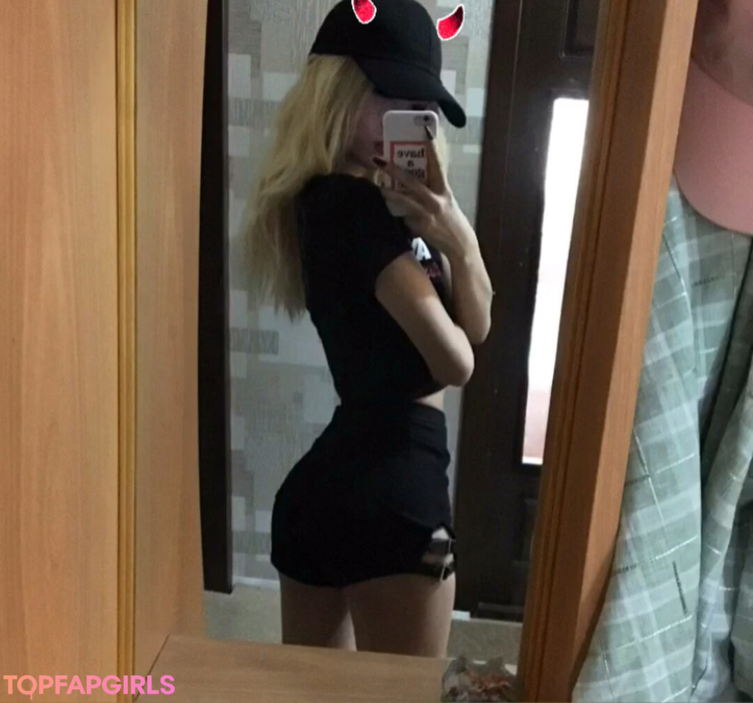 Photo nue de fuite OnlyFans de Satanmate #49 Photo nue de fuite OnlyFans de Satanmate #49