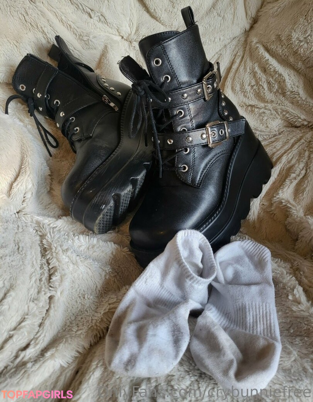 Photo nue de fuite OnlyFans de Crybunniefree #31 Photo nue de fuite OnlyFans de Crybunniefree #31