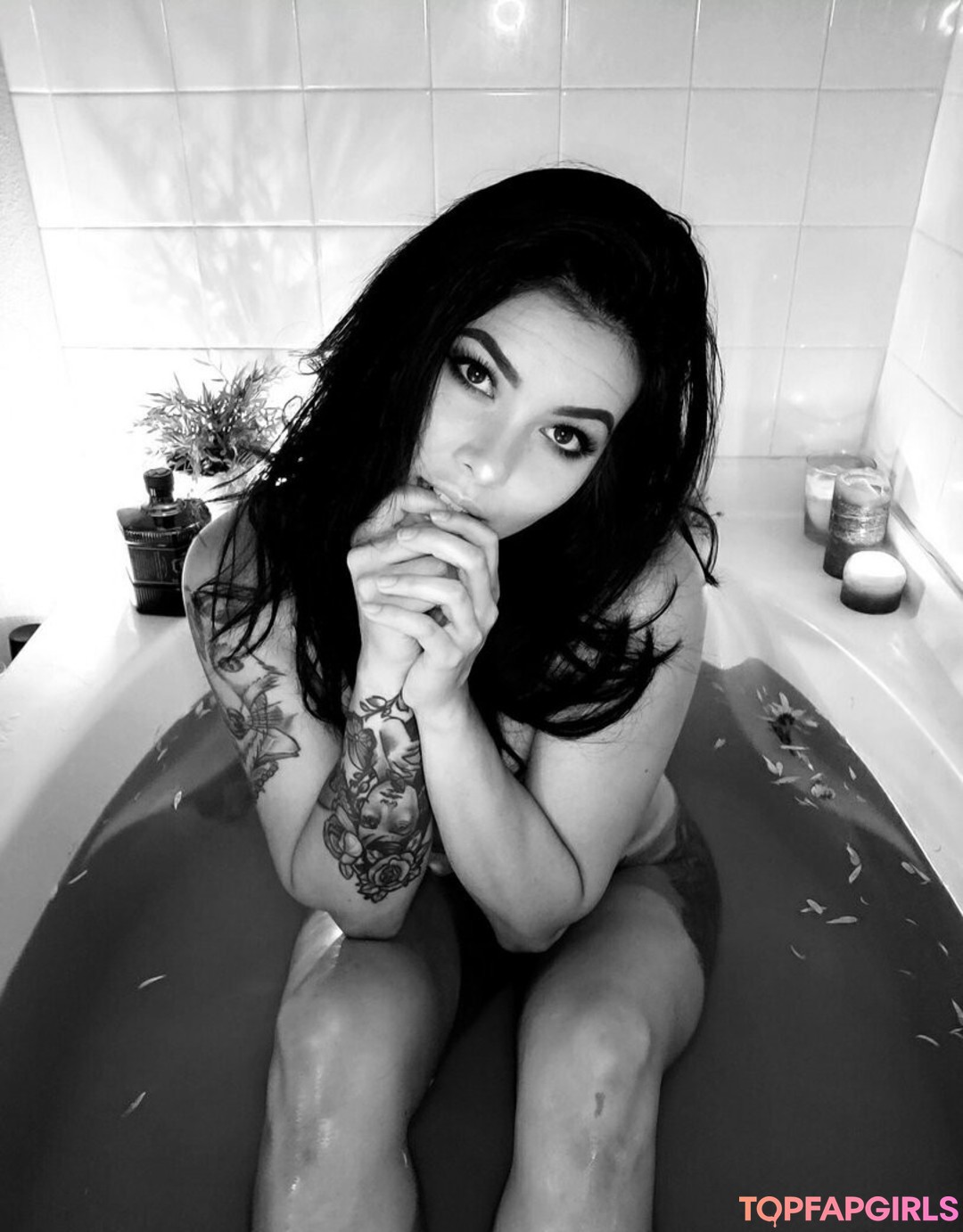 Photo nue de fuite OnlyFans de Sailorfox31 #12 Photo nue de fuite OnlyFans de Sailorfox31 #12