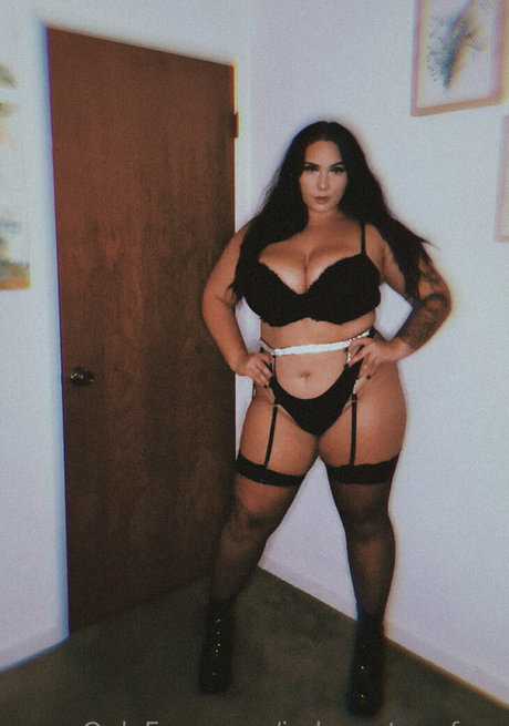 Jadynnstonefree