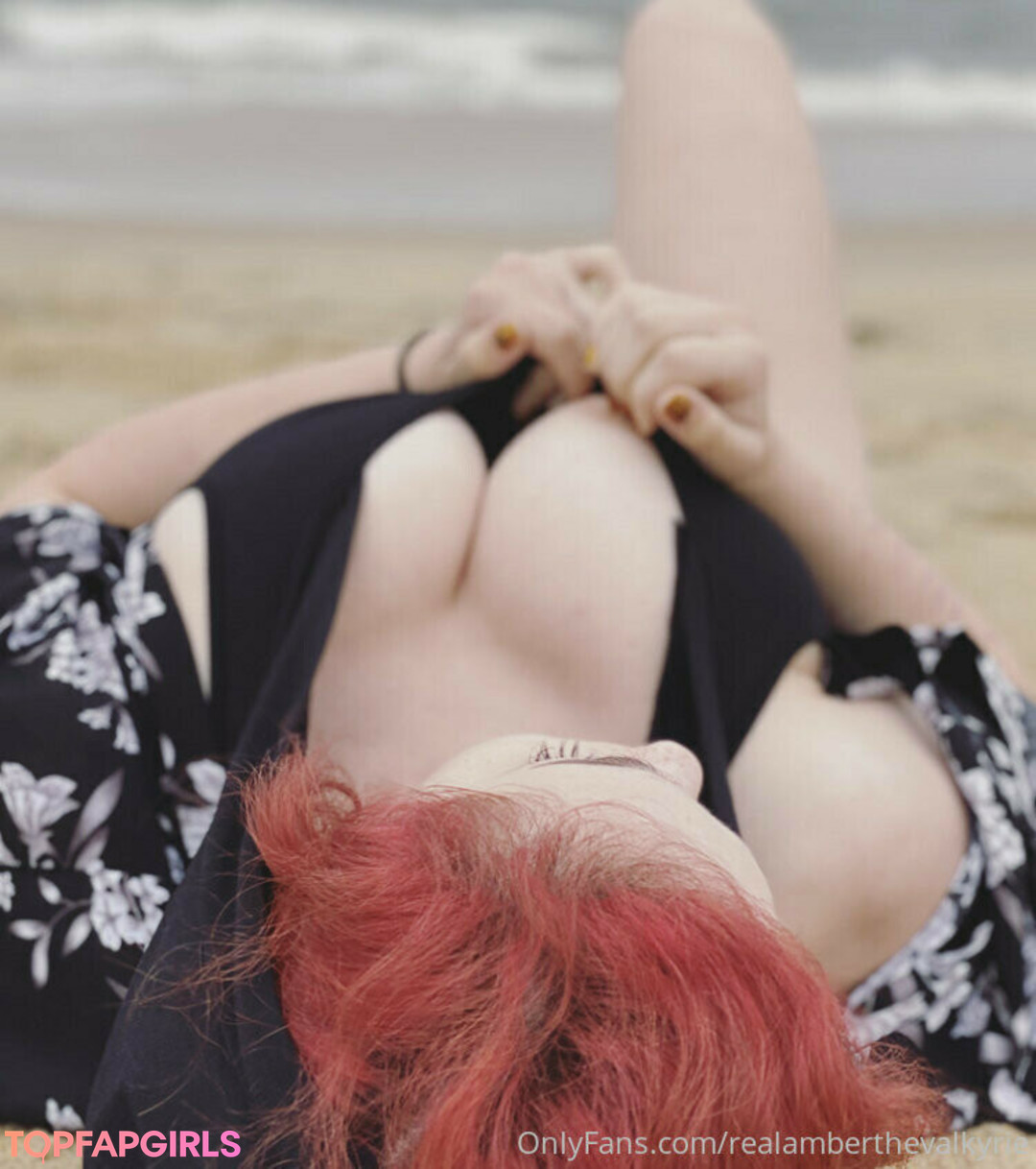 Photo nue de fuite OnlyFans de Amberthevalkyrie #41 Photo nue de fuite OnlyFans de Amberthevalkyrie #41