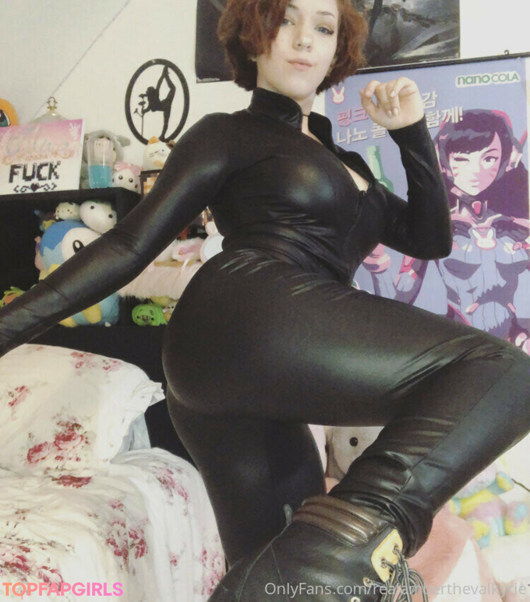 Photo nue de fuite OnlyFans de Amberthevalkyrie #72 Photo nue de fuite OnlyFans de Amberthevalkyrie #72
