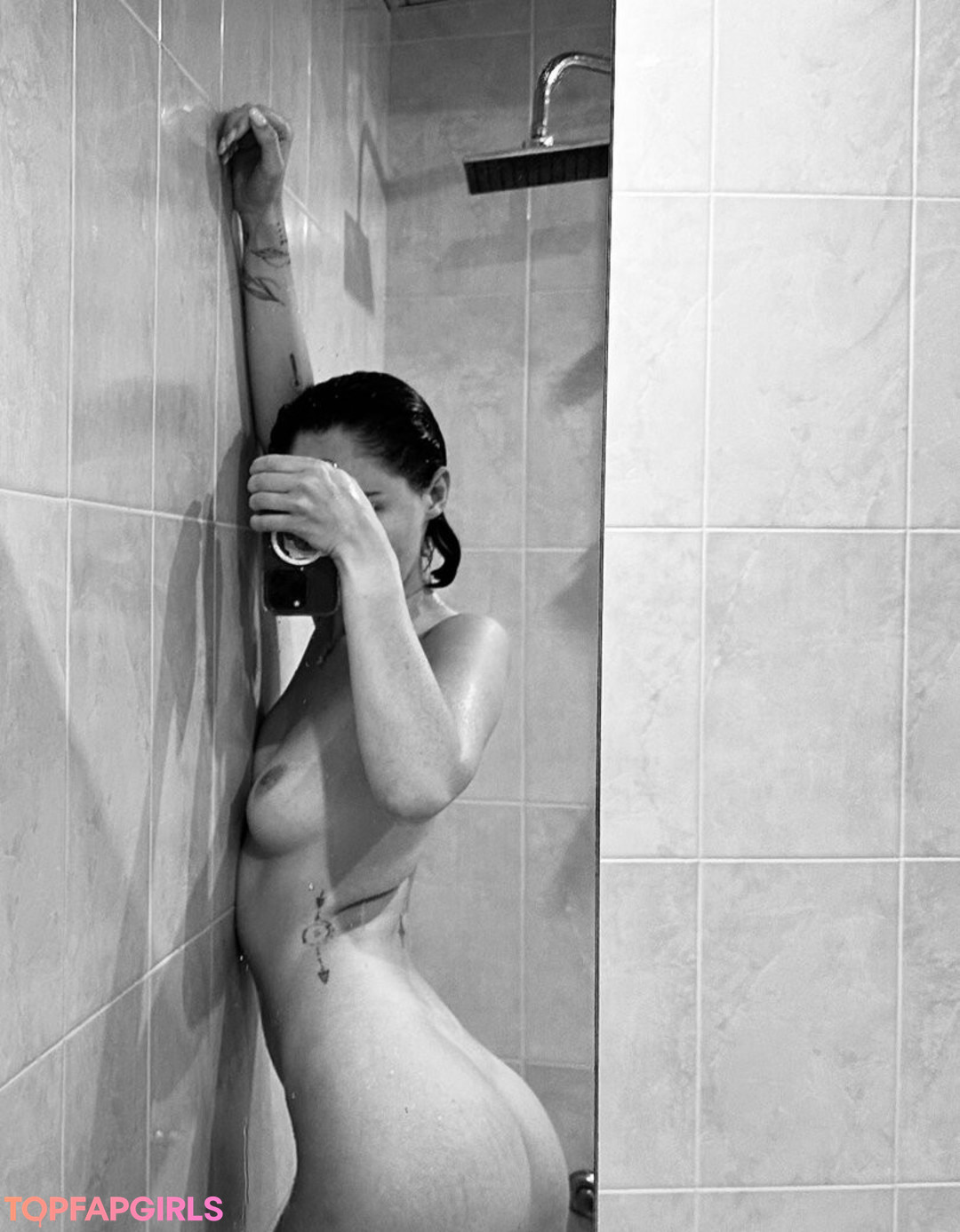 Photo nue de fuite OnlyFans de Makmarym #13 Photo nue de fuite OnlyFans de Makmarym #13